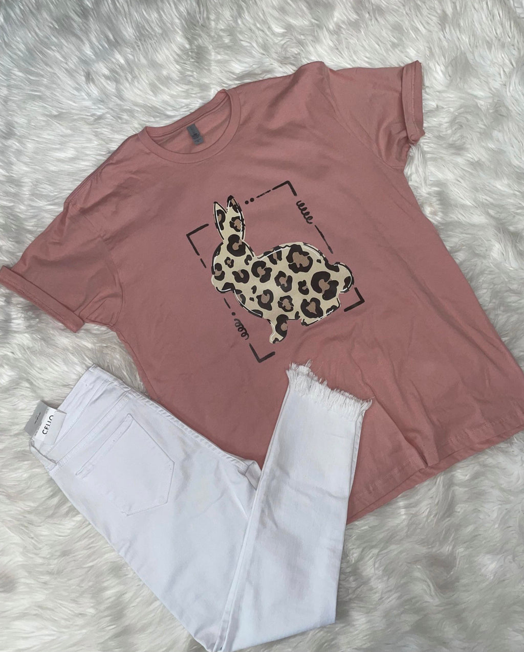 Leopard bunny graphic tee