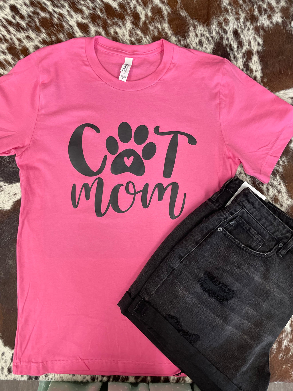 Cat mom tee